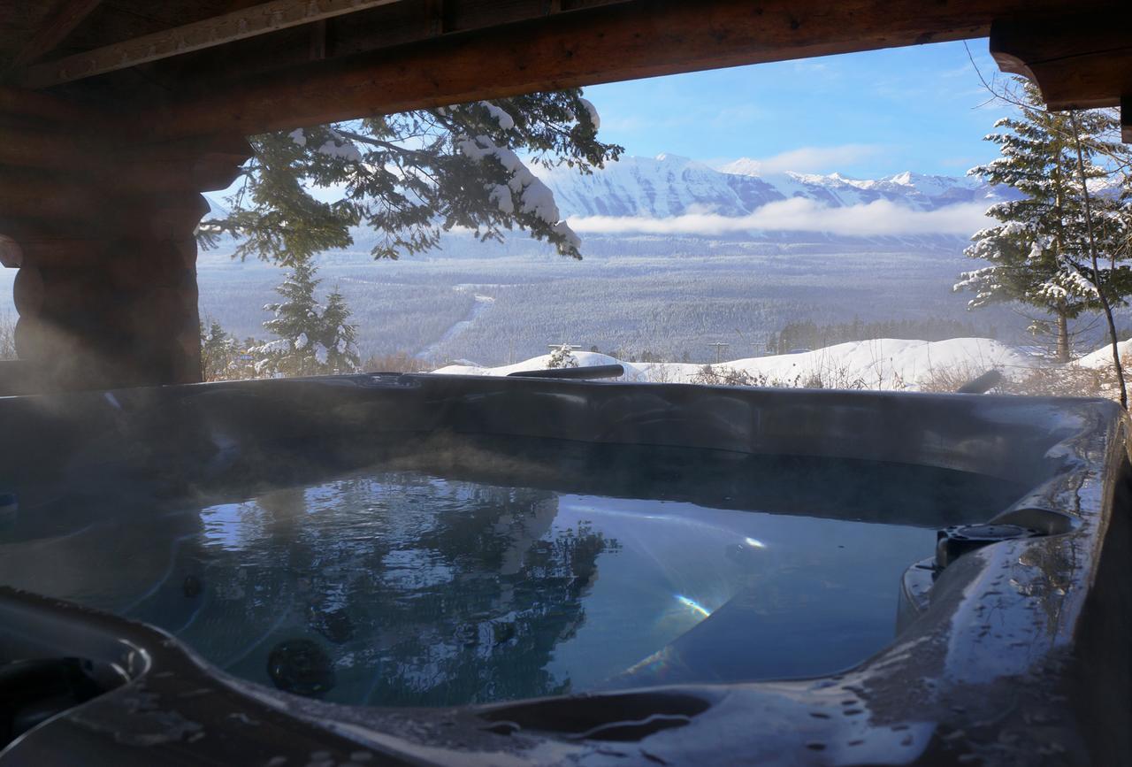 Whitewater Lodge Голдън Екстериор снимка